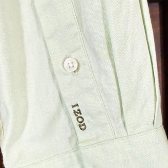 Izod Light Green Wrinkle Free 100% Cotton Button Down Shirt - Picture 9 of 11
